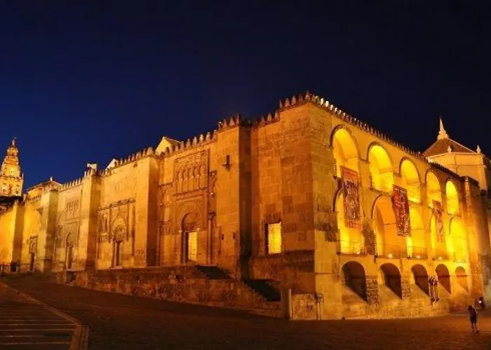 La Vinuela Апартаменты *